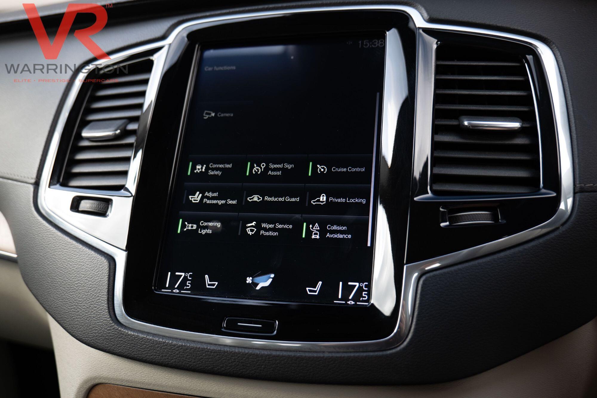 Volvo XC90 view 27