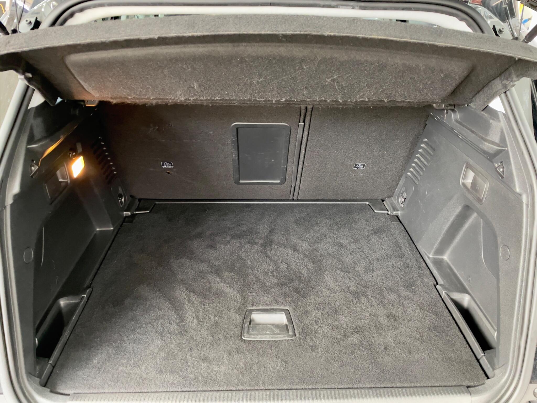 Peugeot 3008 view 40