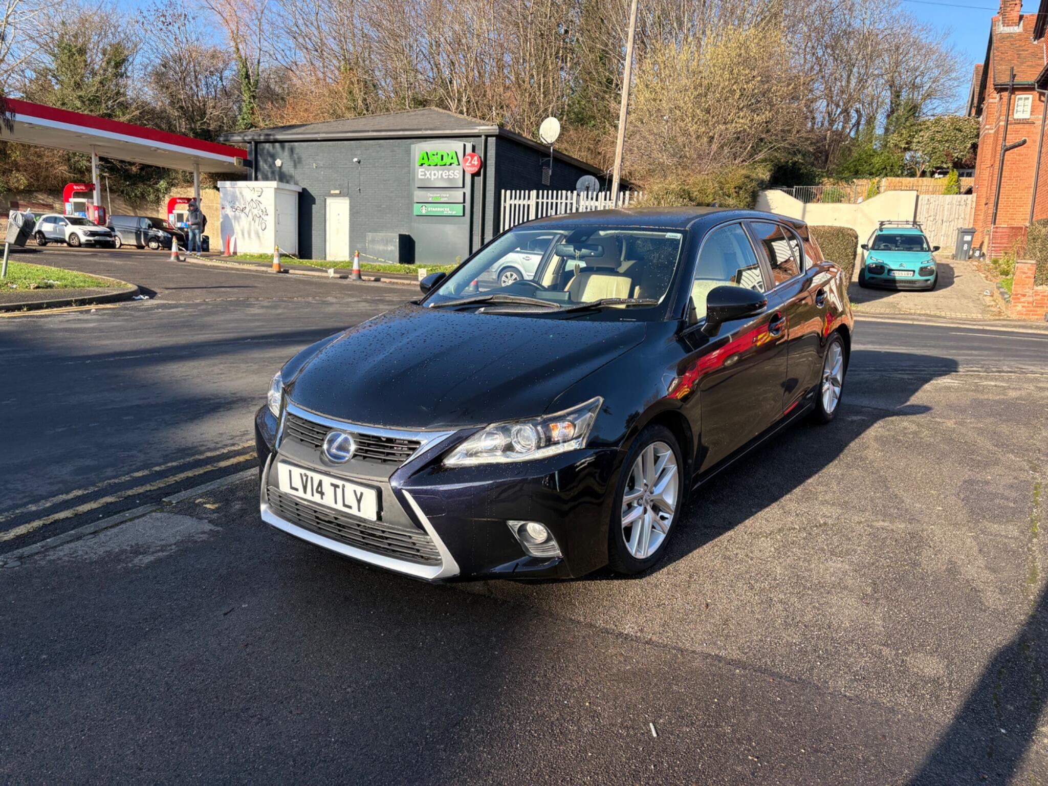 2014 Lexus CT 1.8 200h Luxury CVT Euro 6 (s/s) 5dr • 99,475 miles image 9