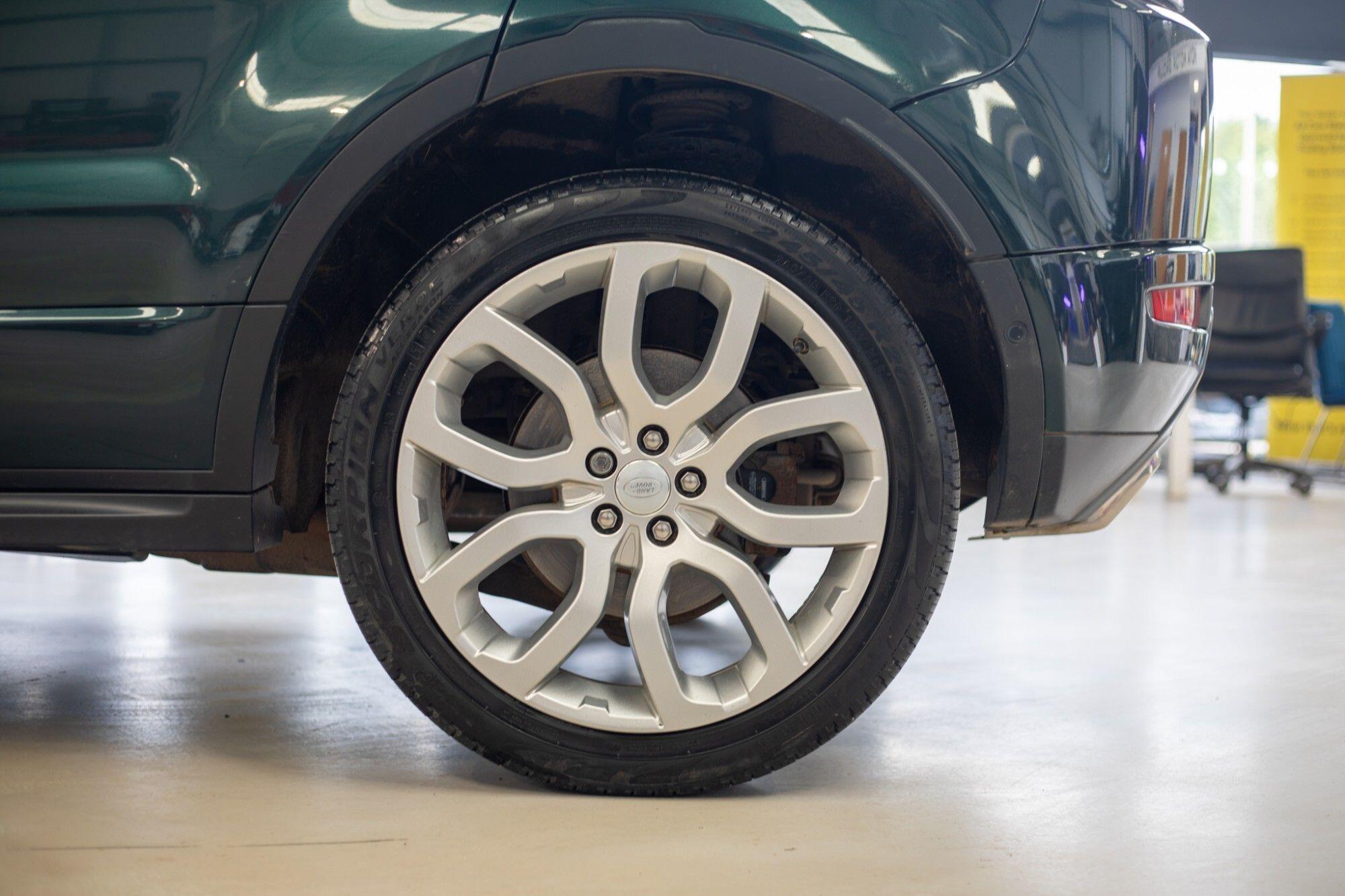 Land Rover Range Rover Evoque view 6