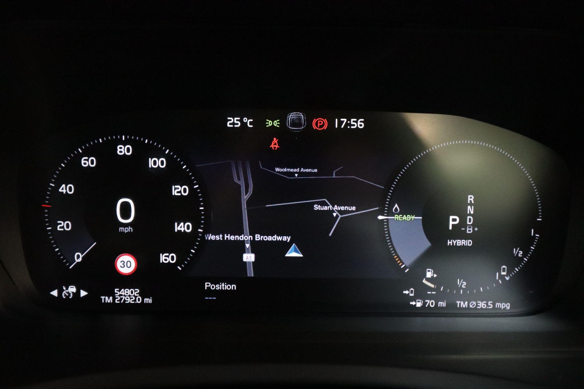 Volvo XC90 view 41