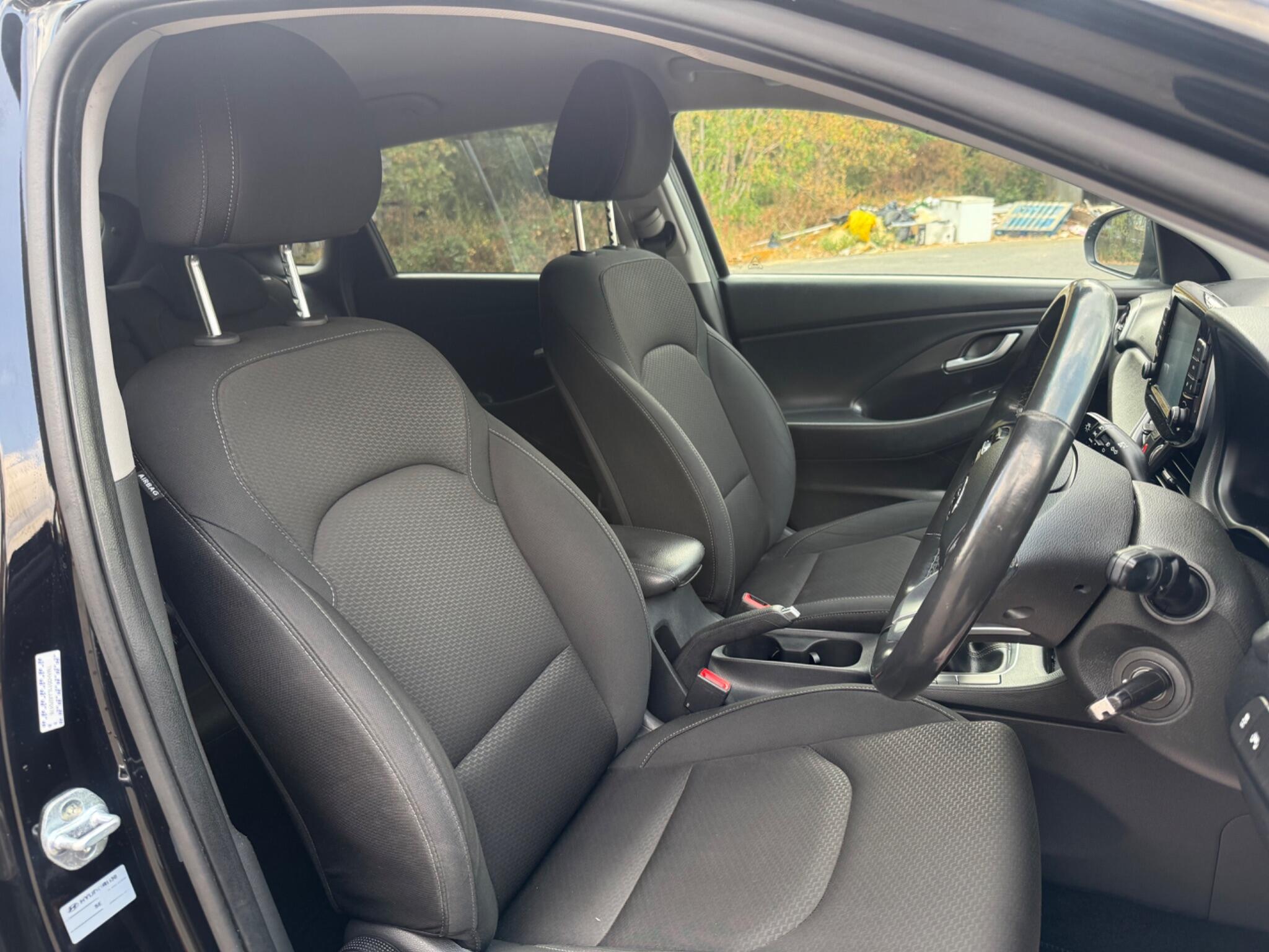 Hyundai i30 view 21