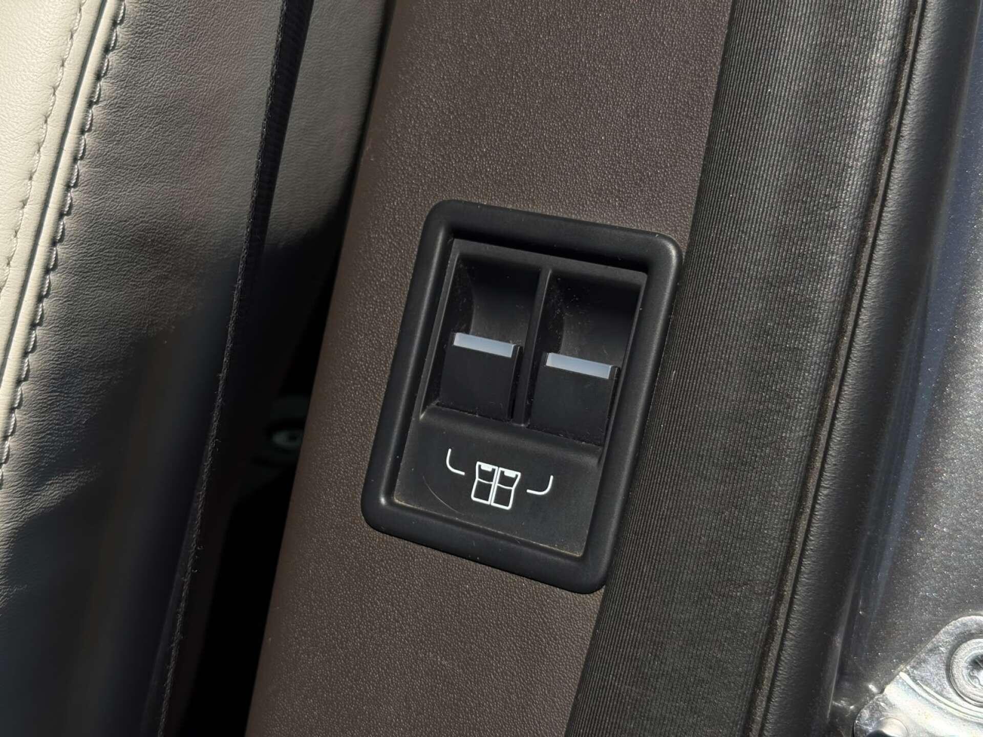 Land Rover Discovery 3 view 41