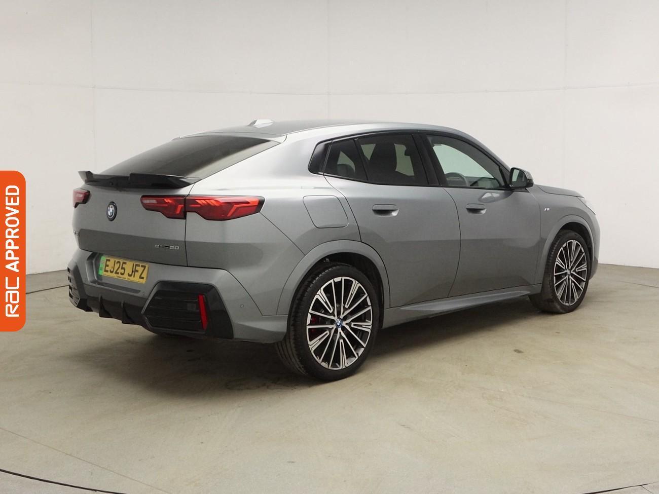 BMW Ix2 view 35