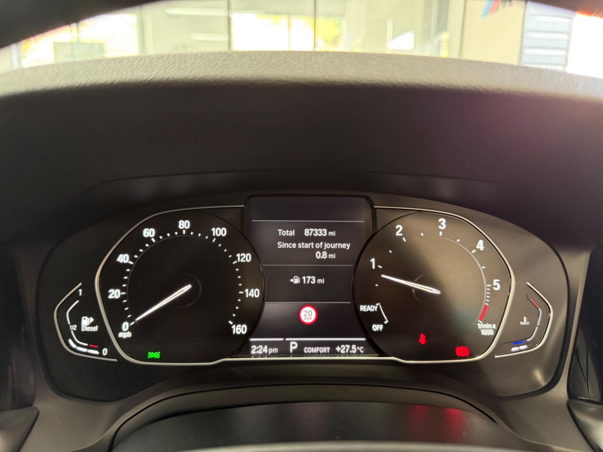 BMW 3 Series view 16