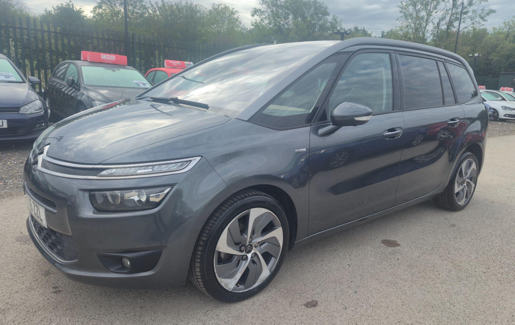 Citroen Grand C4 Picasso view 2