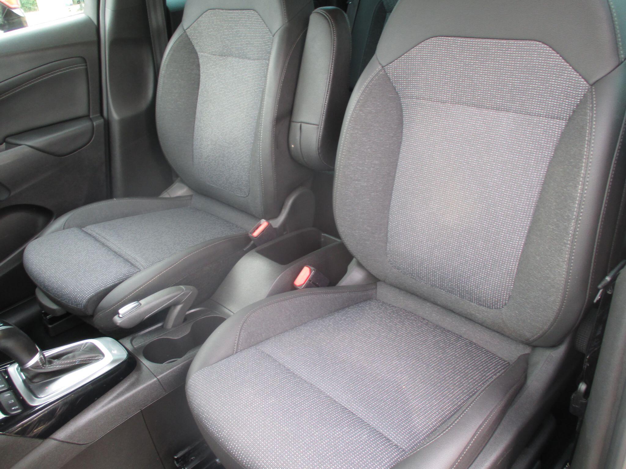 Vauxhall Crossland view 34
