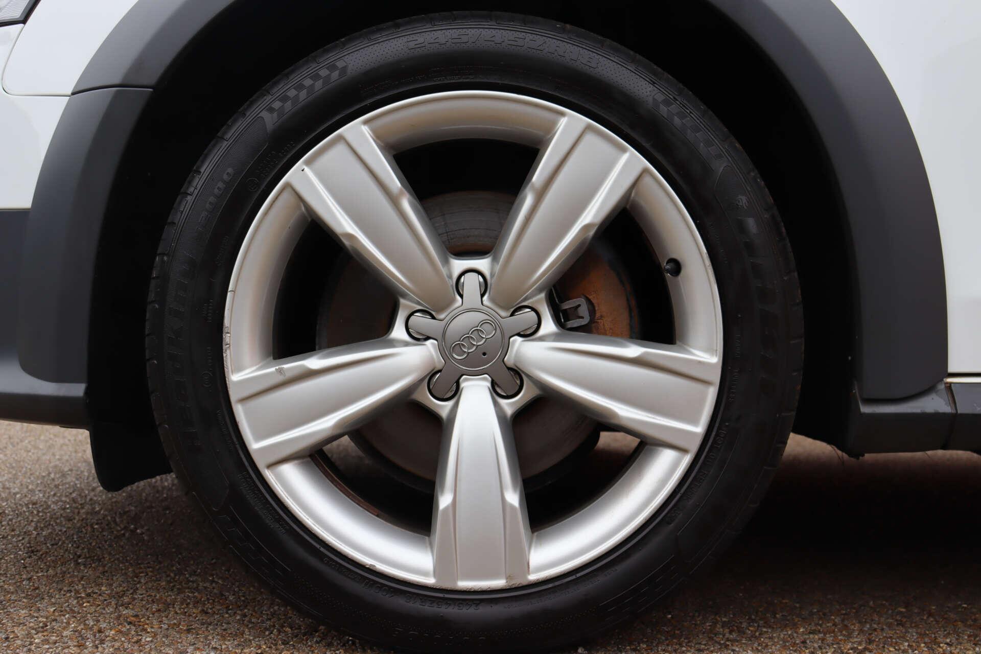 Audi A4 Allroad view 21