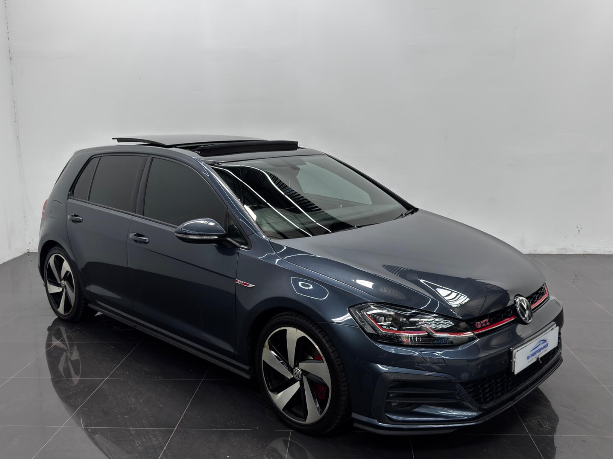 Volkswagen Golf view 7