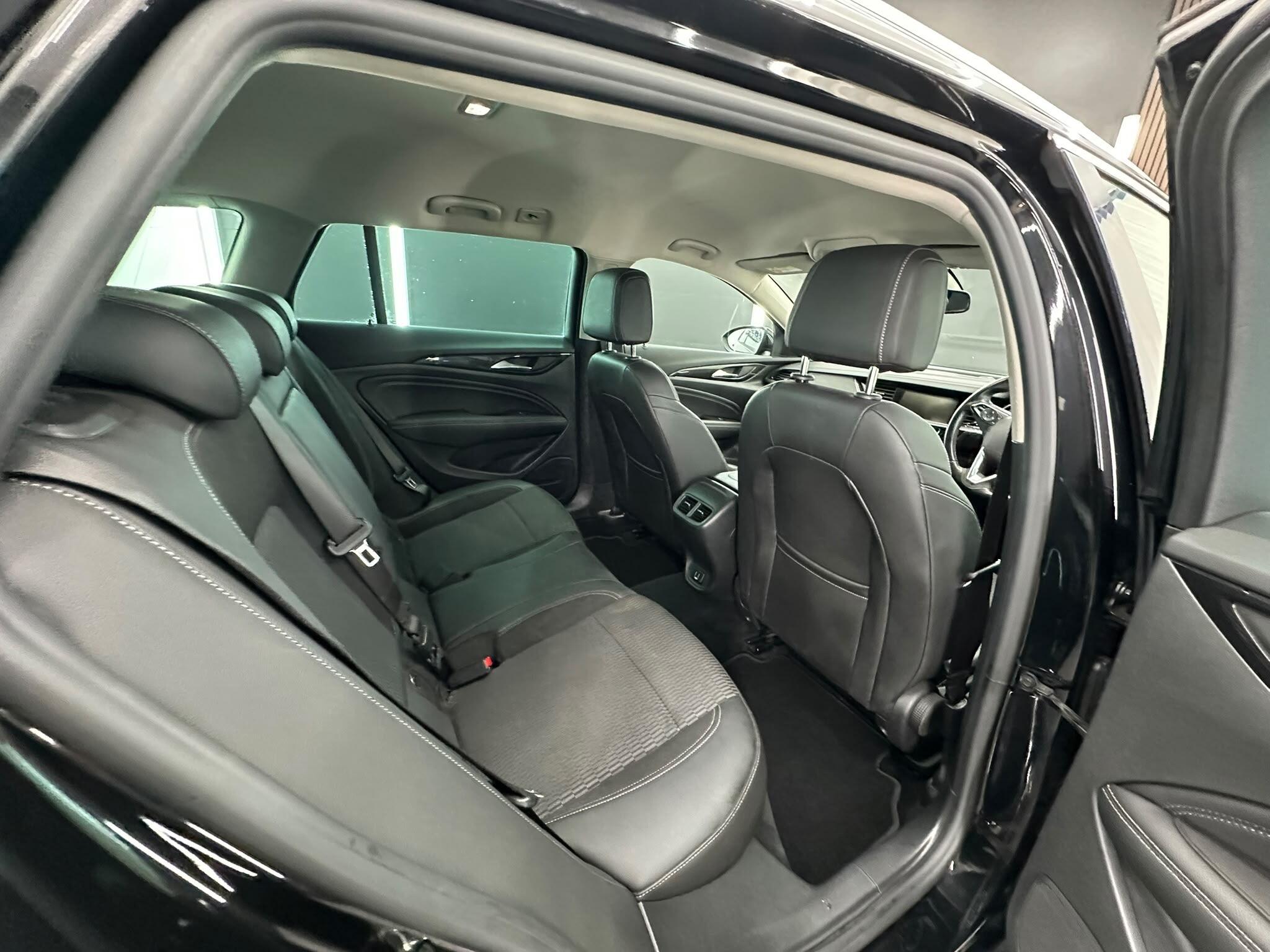 Vauxhall Insignia view 27