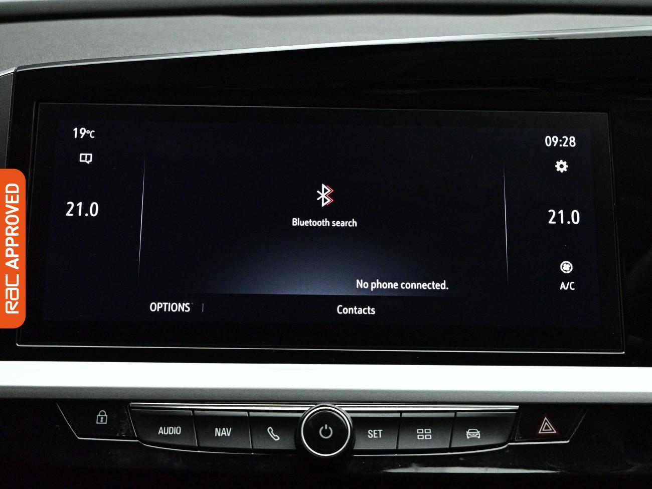 Vauxhall Grandland view 16