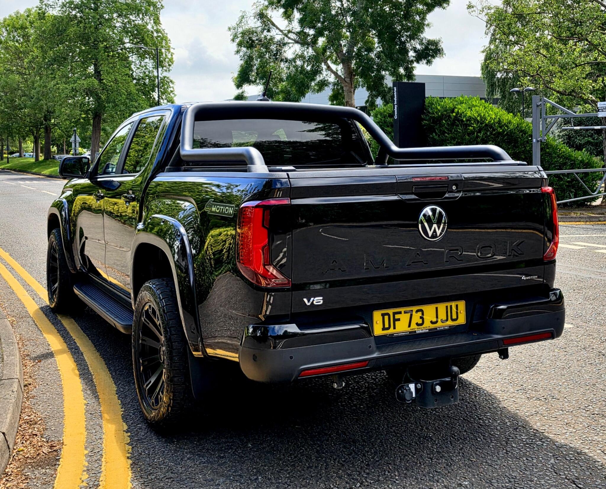 Volkswagen Amarok view 19