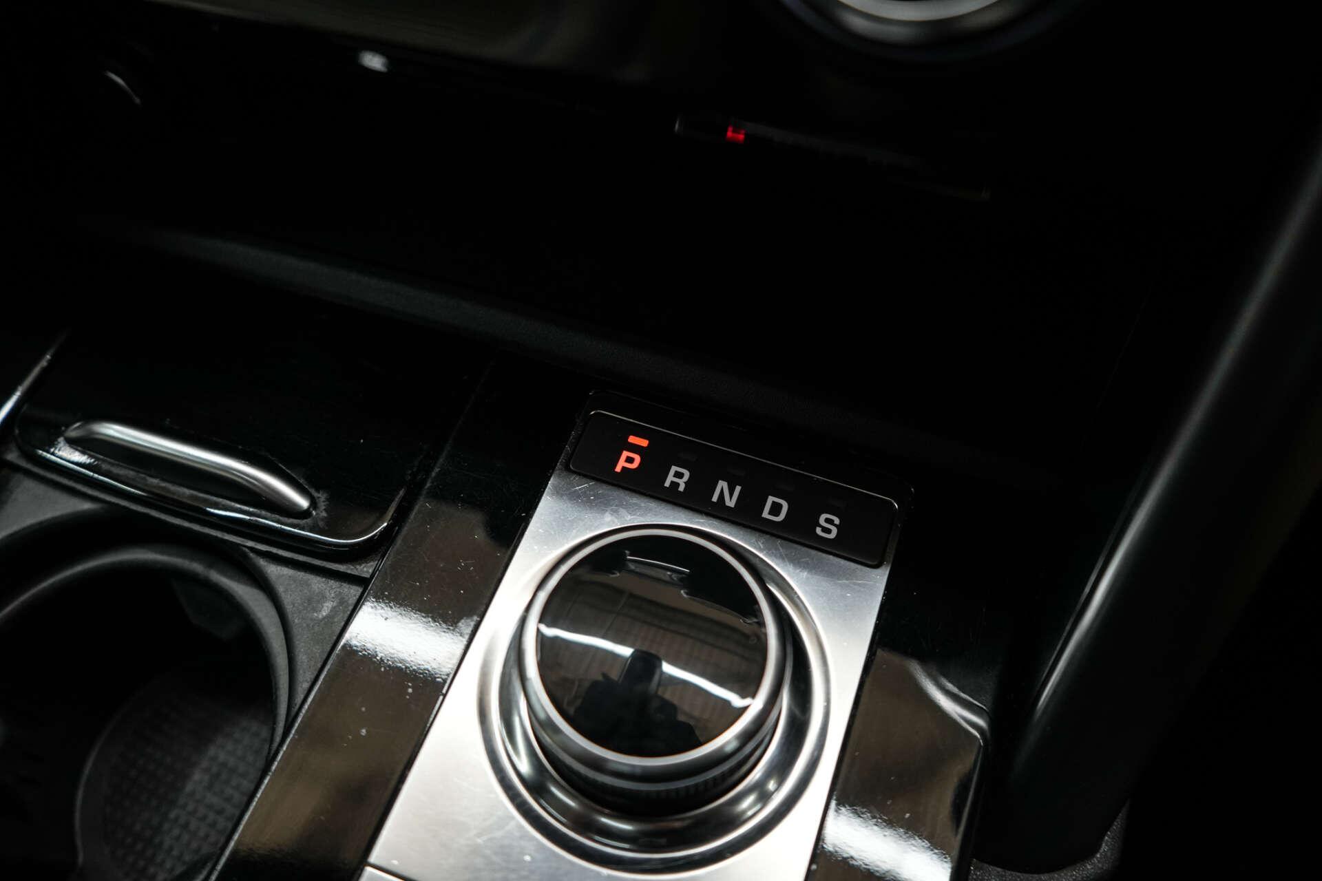 Land Rover Discovery 3 view 29