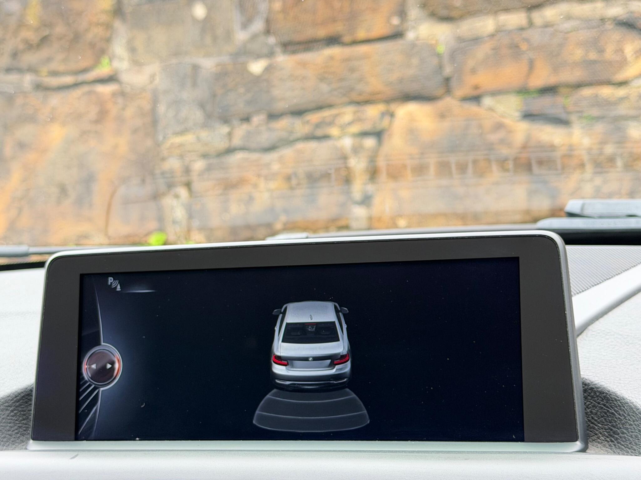 BMW 2 Series view 33