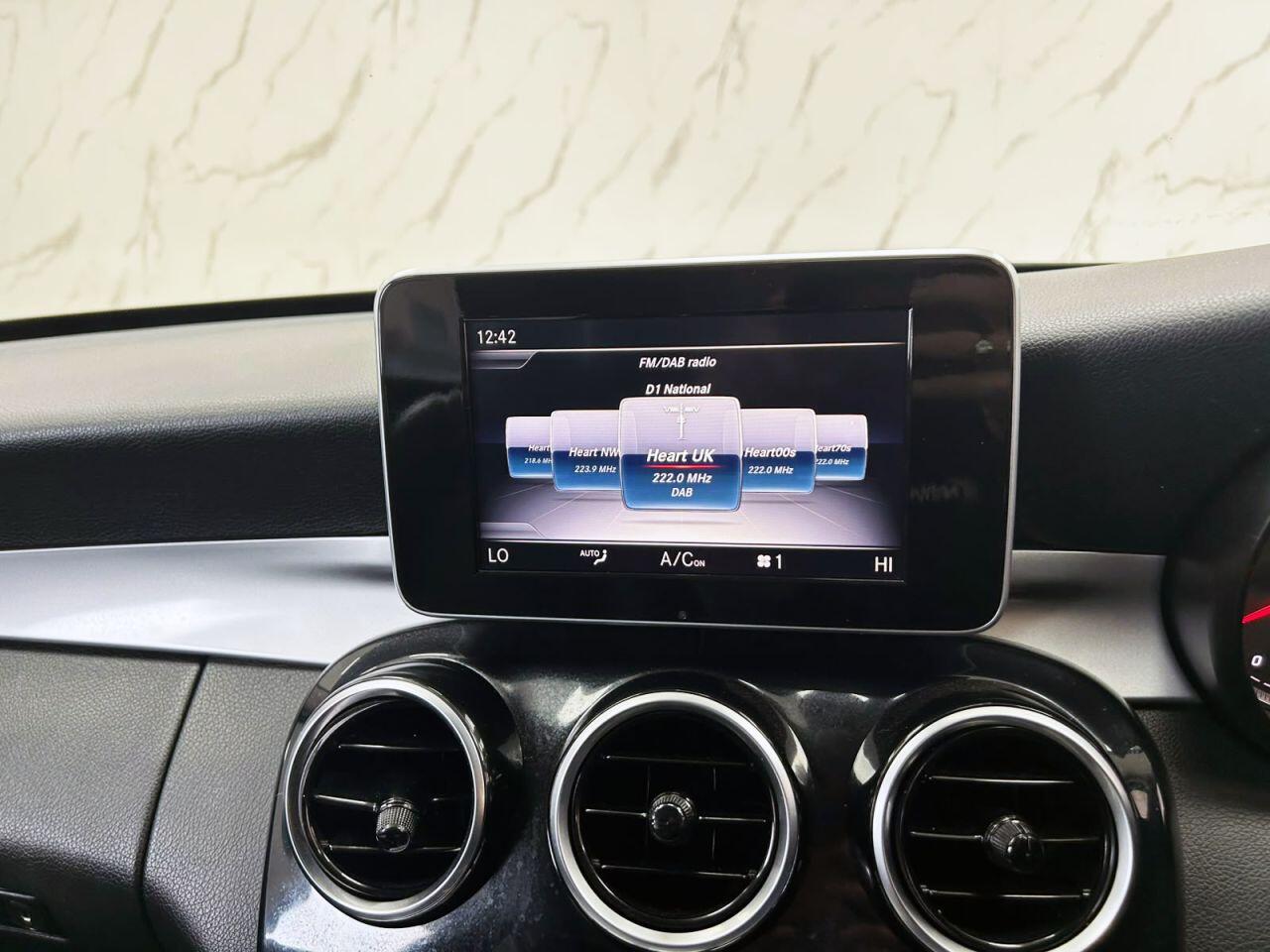 Mercedes-Benz C-Class view 16