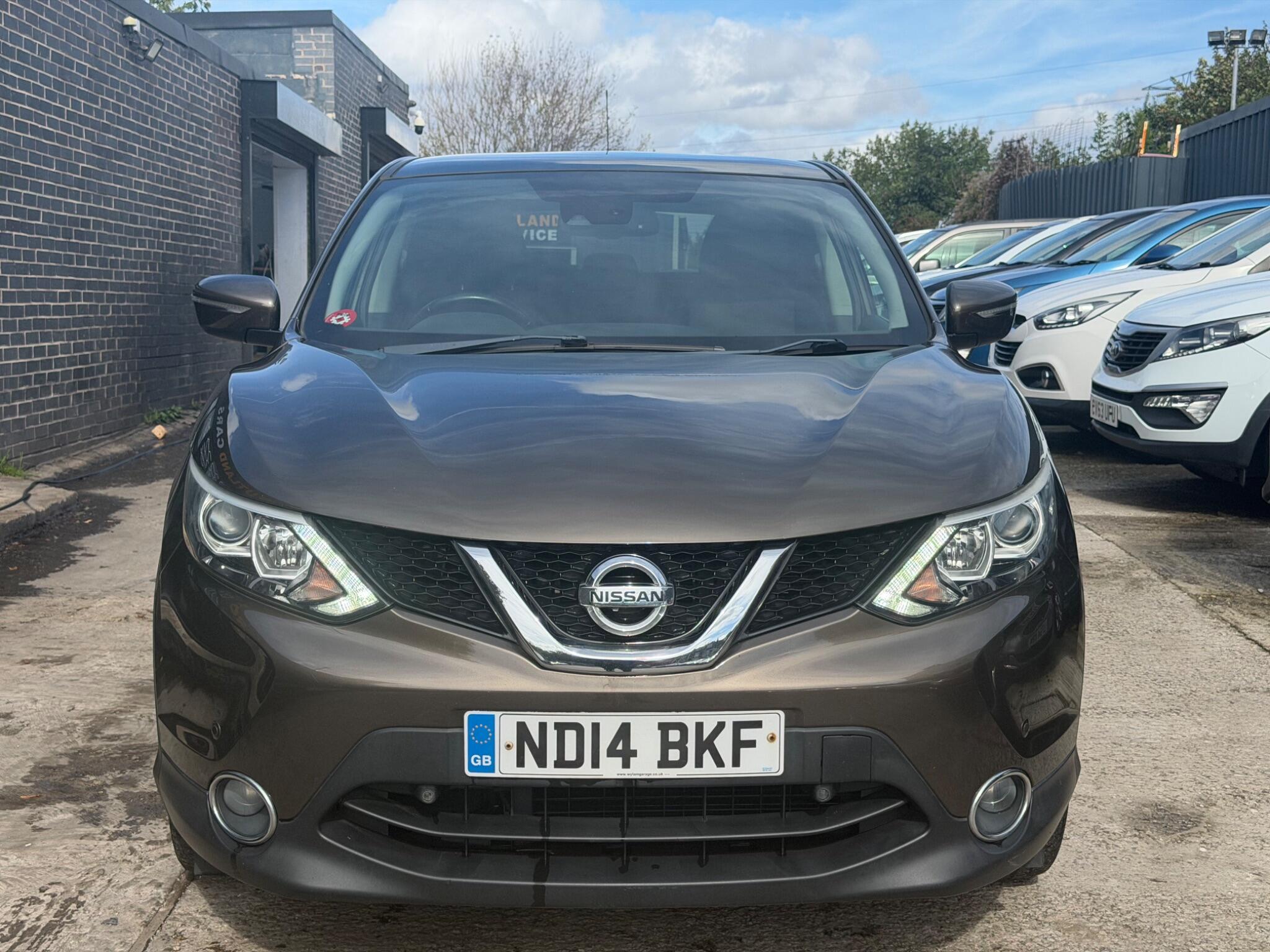 Nissan Qashqai view 2