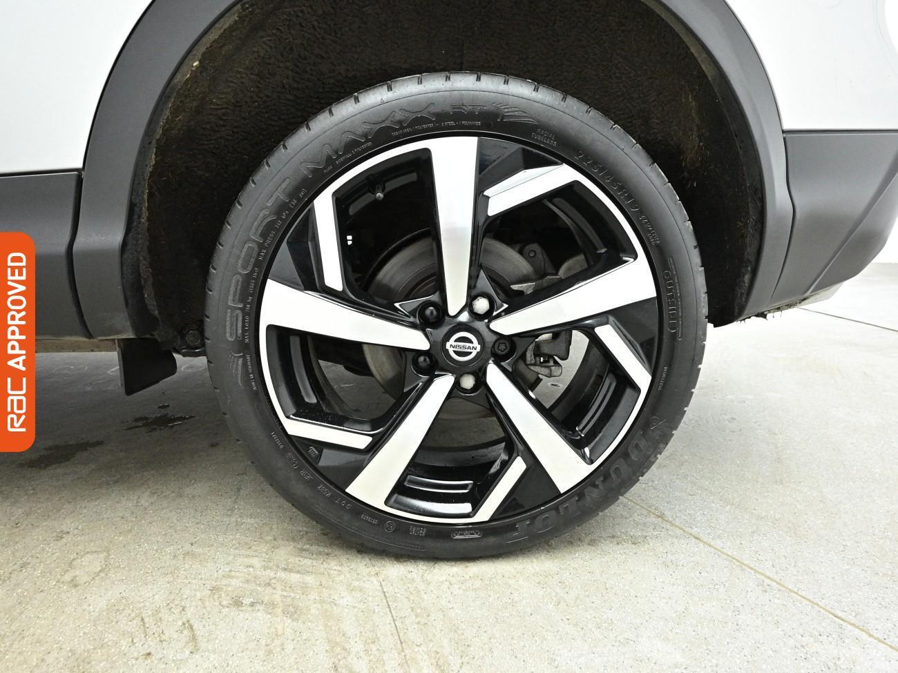 Nissan Qashqai view 25