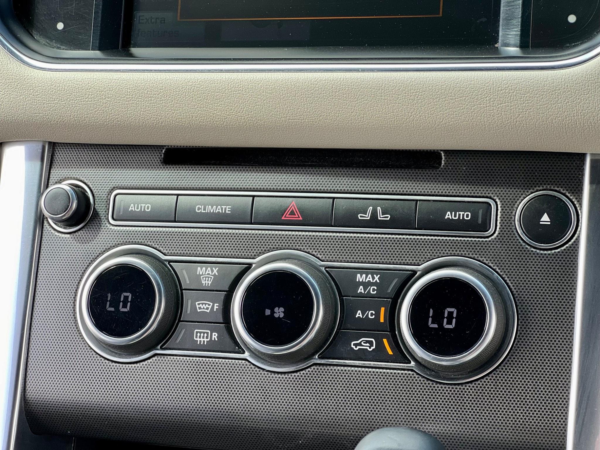 Land Rover Range Rover Sport view 50
