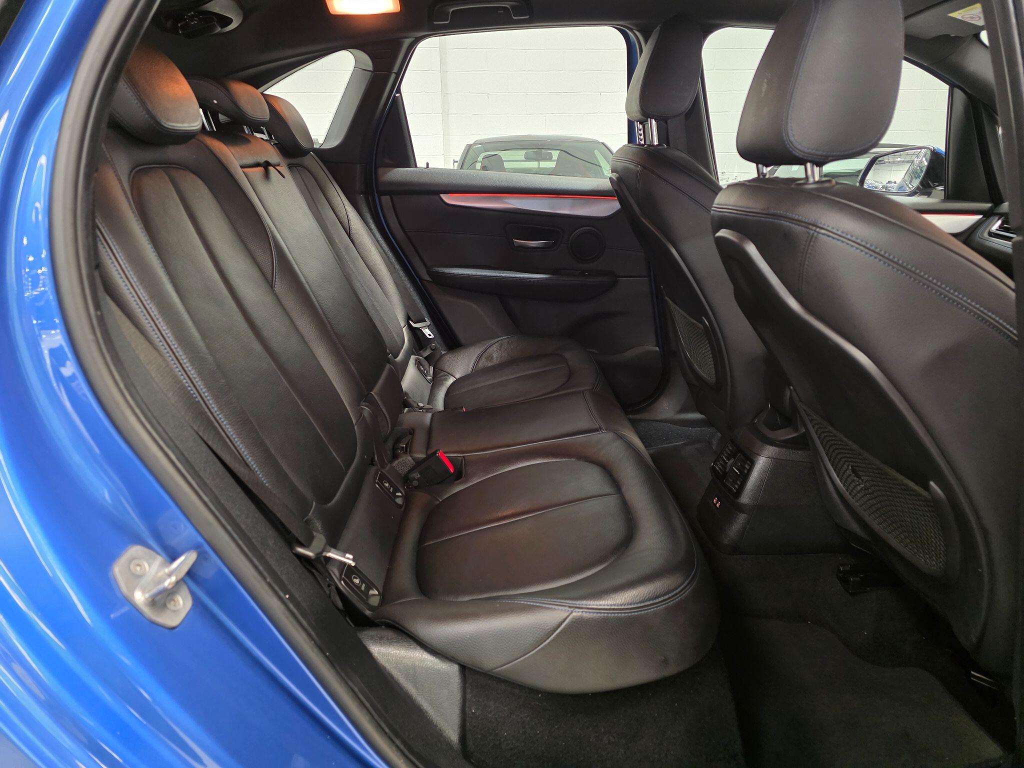 BMW 2 Series Active Tourer view 25