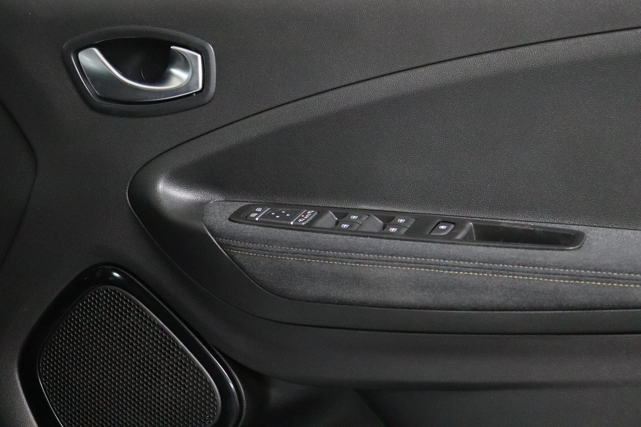 Renault Zoe view 36