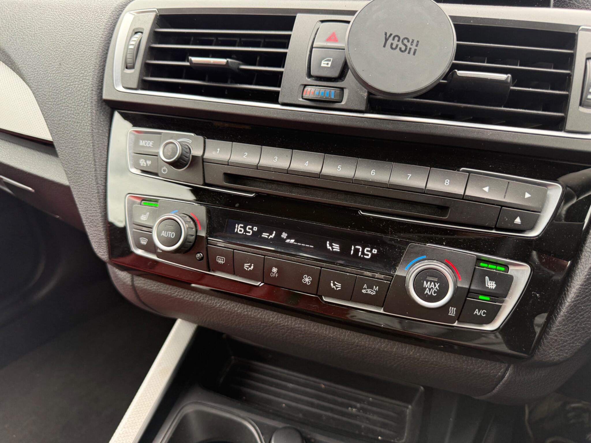 BMW 1 Series 3.0 M135i Euro 6 (s/s) 3dr — photo 33 of 92