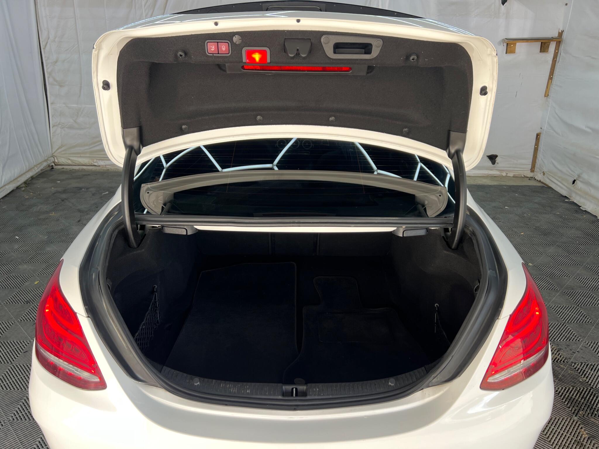 Mercedes-Benz C Class view 43