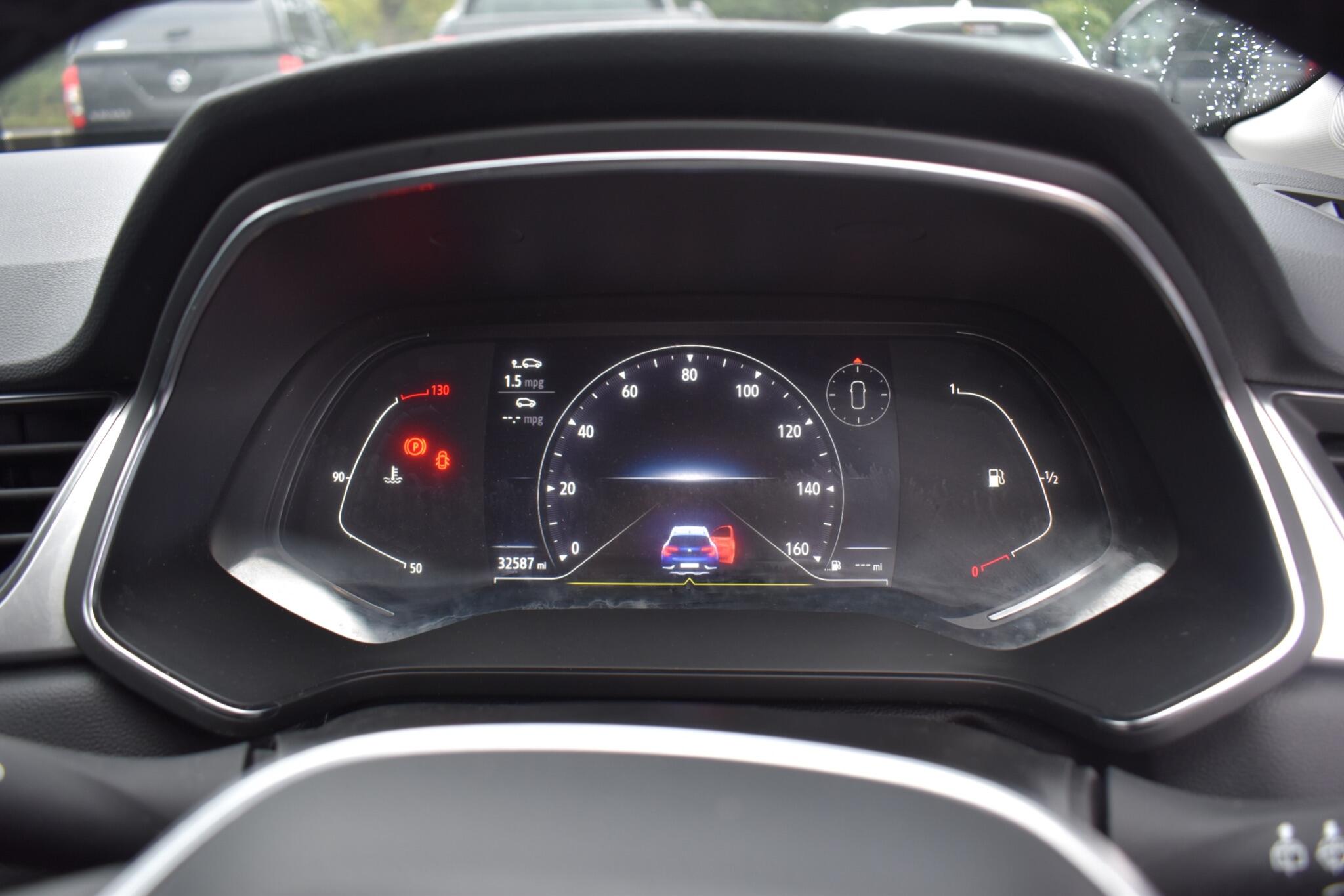 Captur - 1.3 TCe SE Edition Euro 6 (s/s) 5dr - Image 25