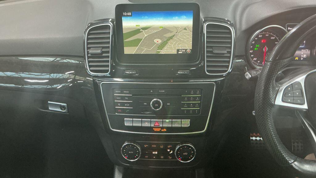 Mercedes-Benz GLE view 5