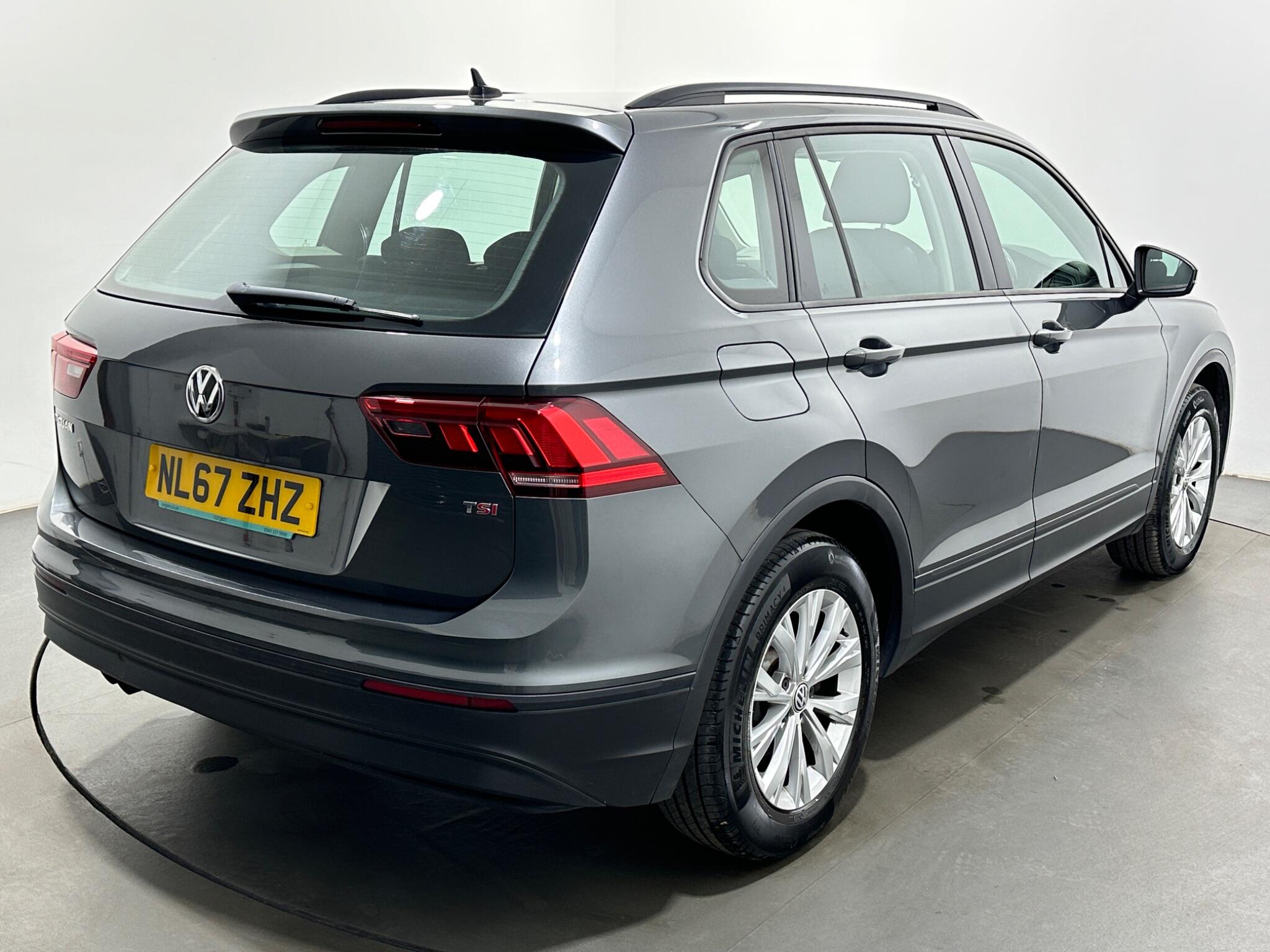 Volkswagen Tiguan view 46