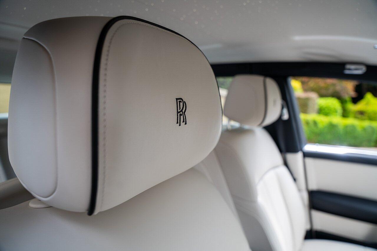 Rolls-Royce Phantom view 96