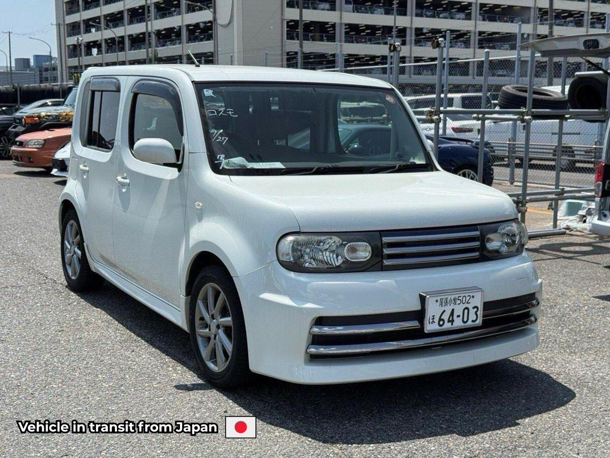 2012 Nissan Cube in White for sale