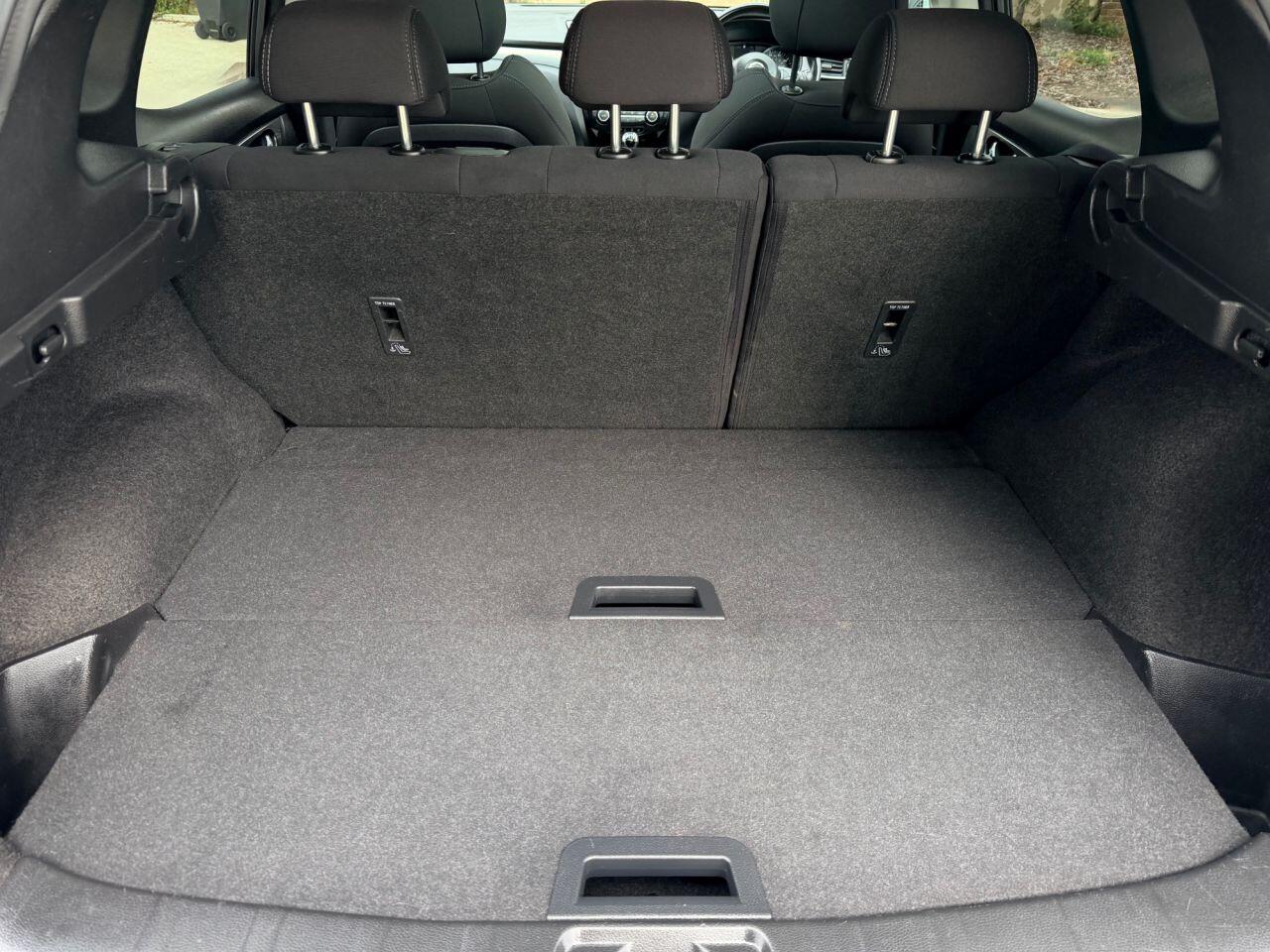 Nissan Qashqai view 25