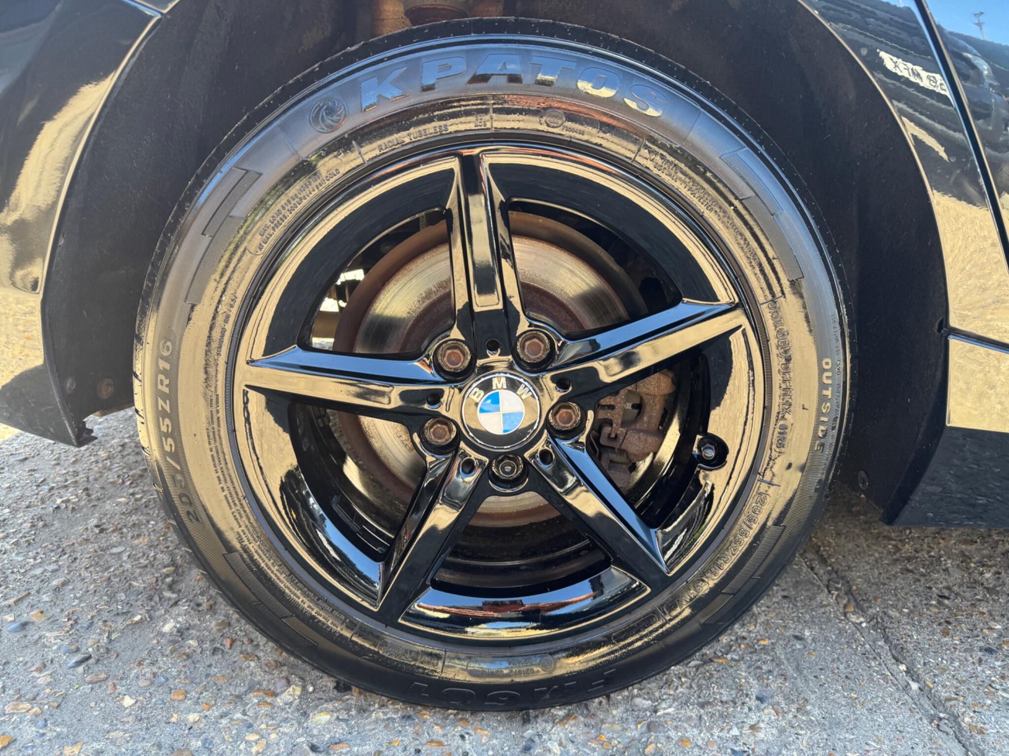 BMW 1 Series view 34