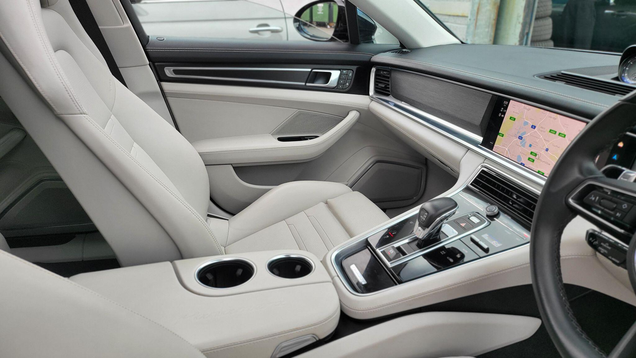 Porsche Panamera view 48