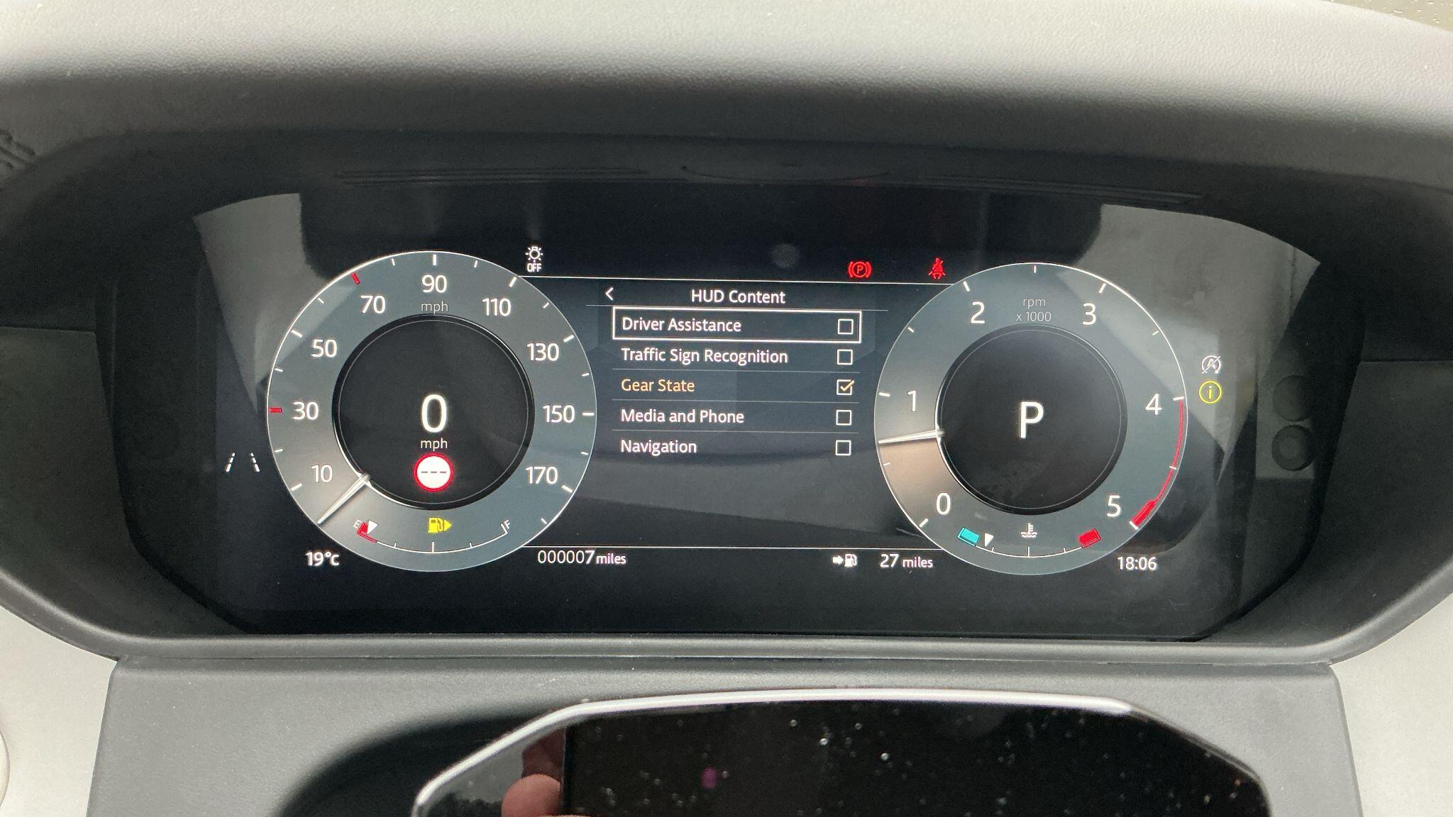 Land Rover Range Rover Velar view 31