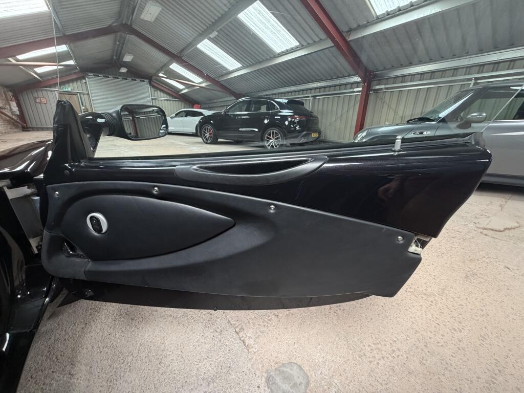 Lotus Elise view 21