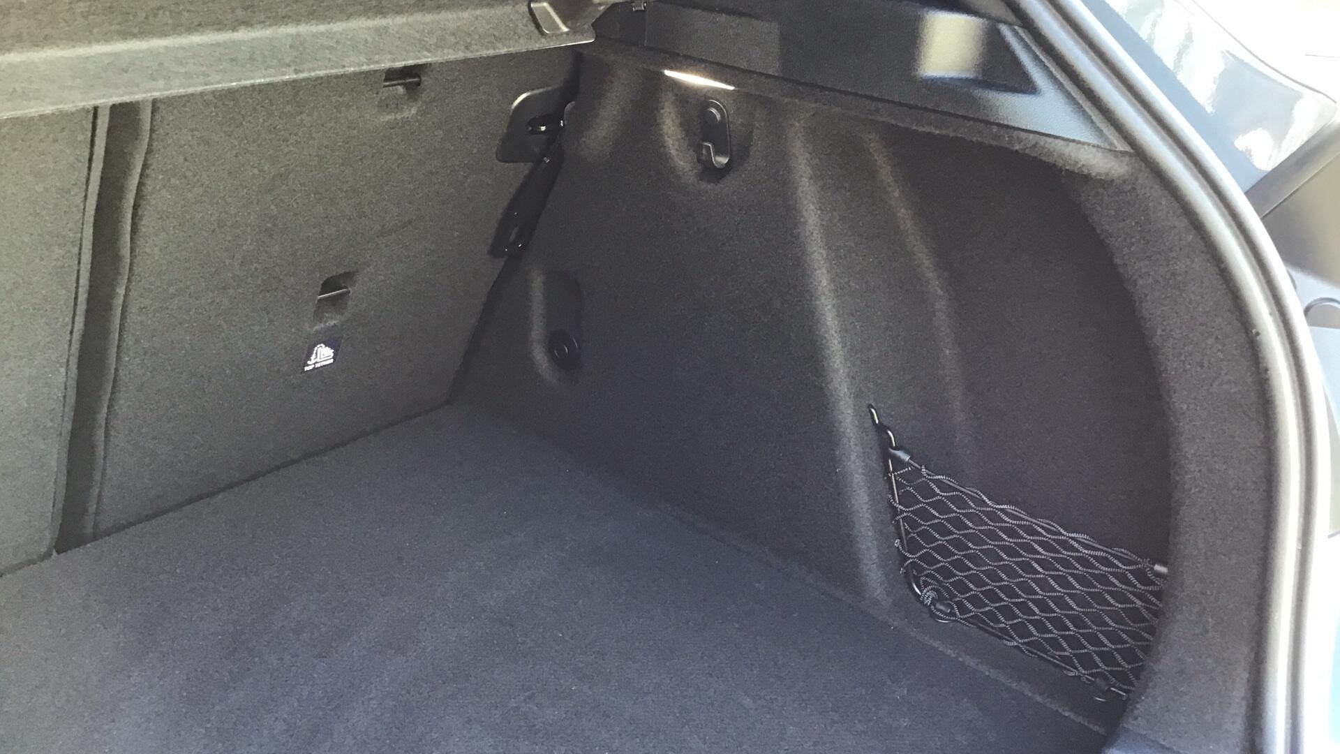 BMW 1 Series view 34