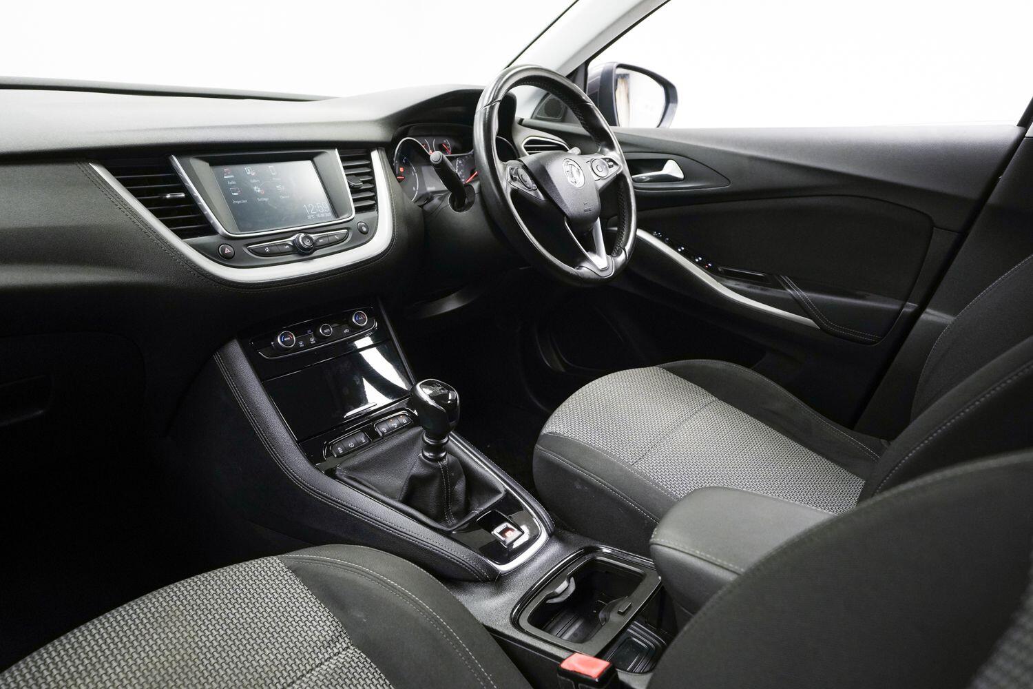 Vauxhall Grandland X view 24
