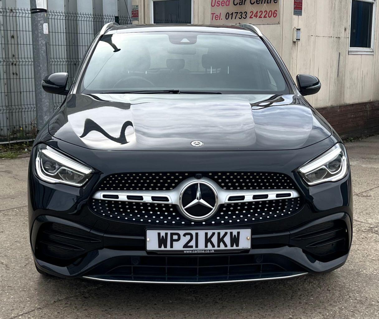 Mercedes-Benz Gla view 5