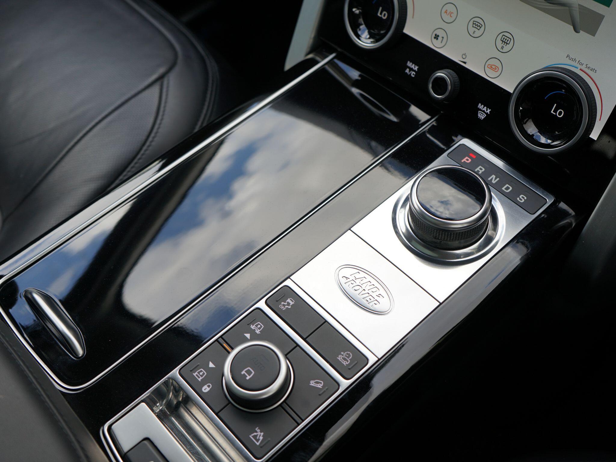 Land Rover Range Rover view 33