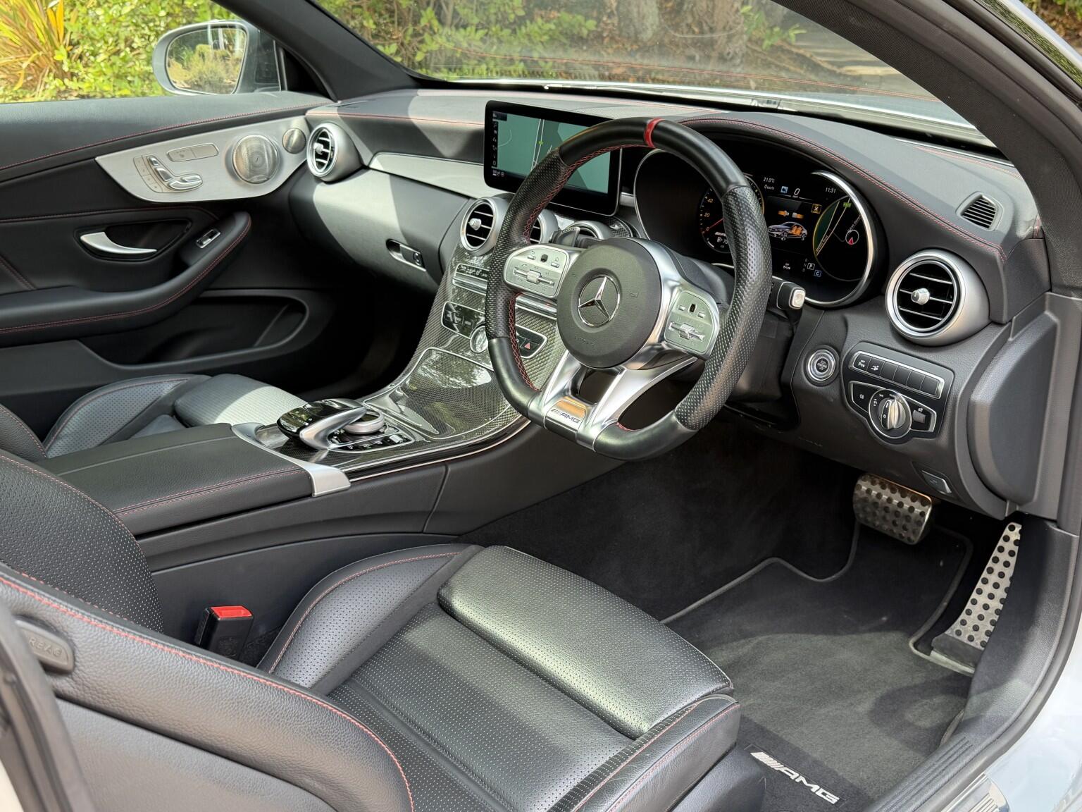 Mercedes-Benz C-Class view 13