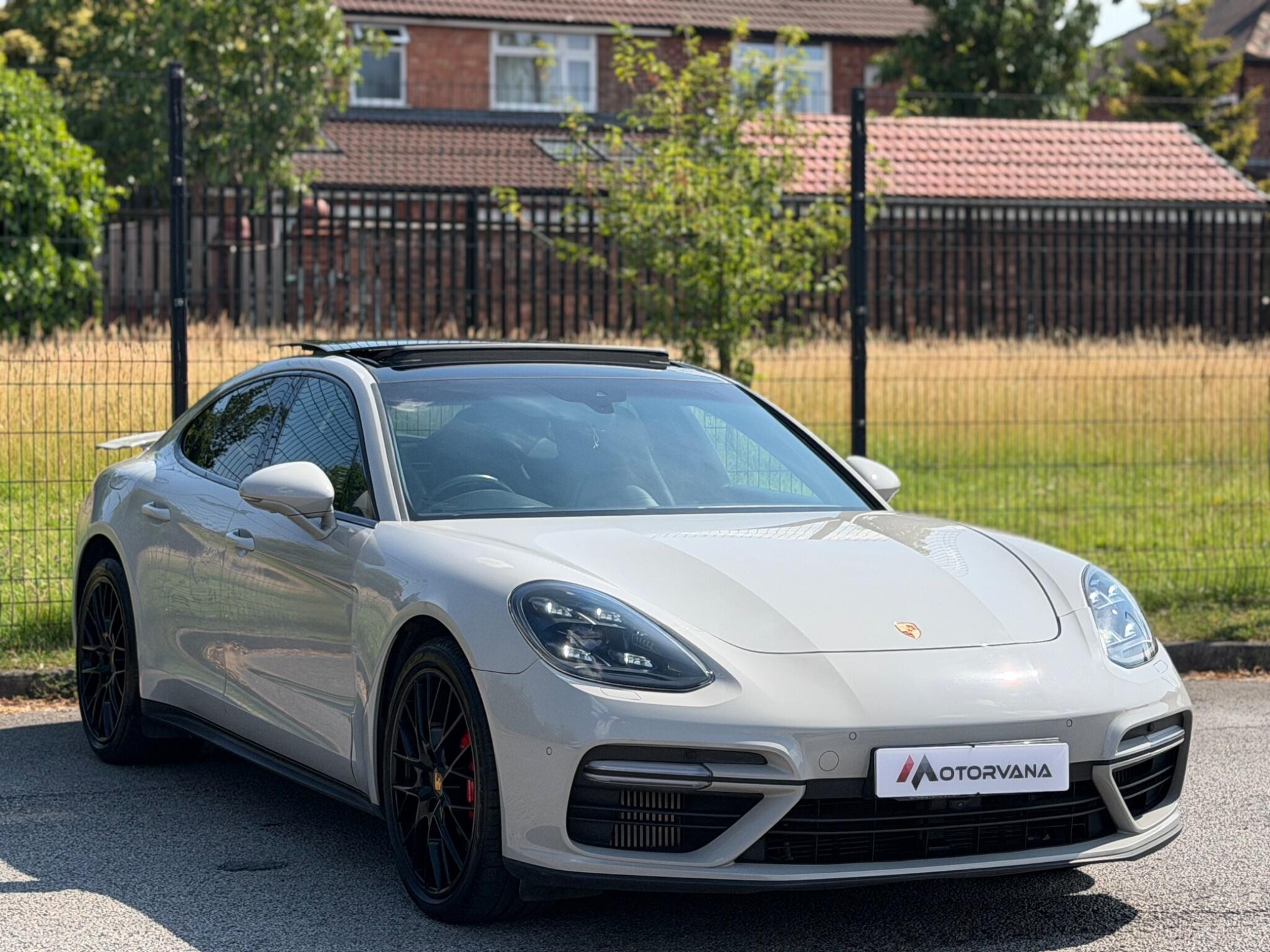 Porsche Panamera view 6