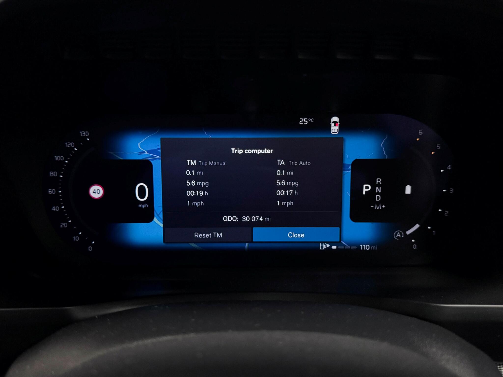 Volvo XC90 view 16