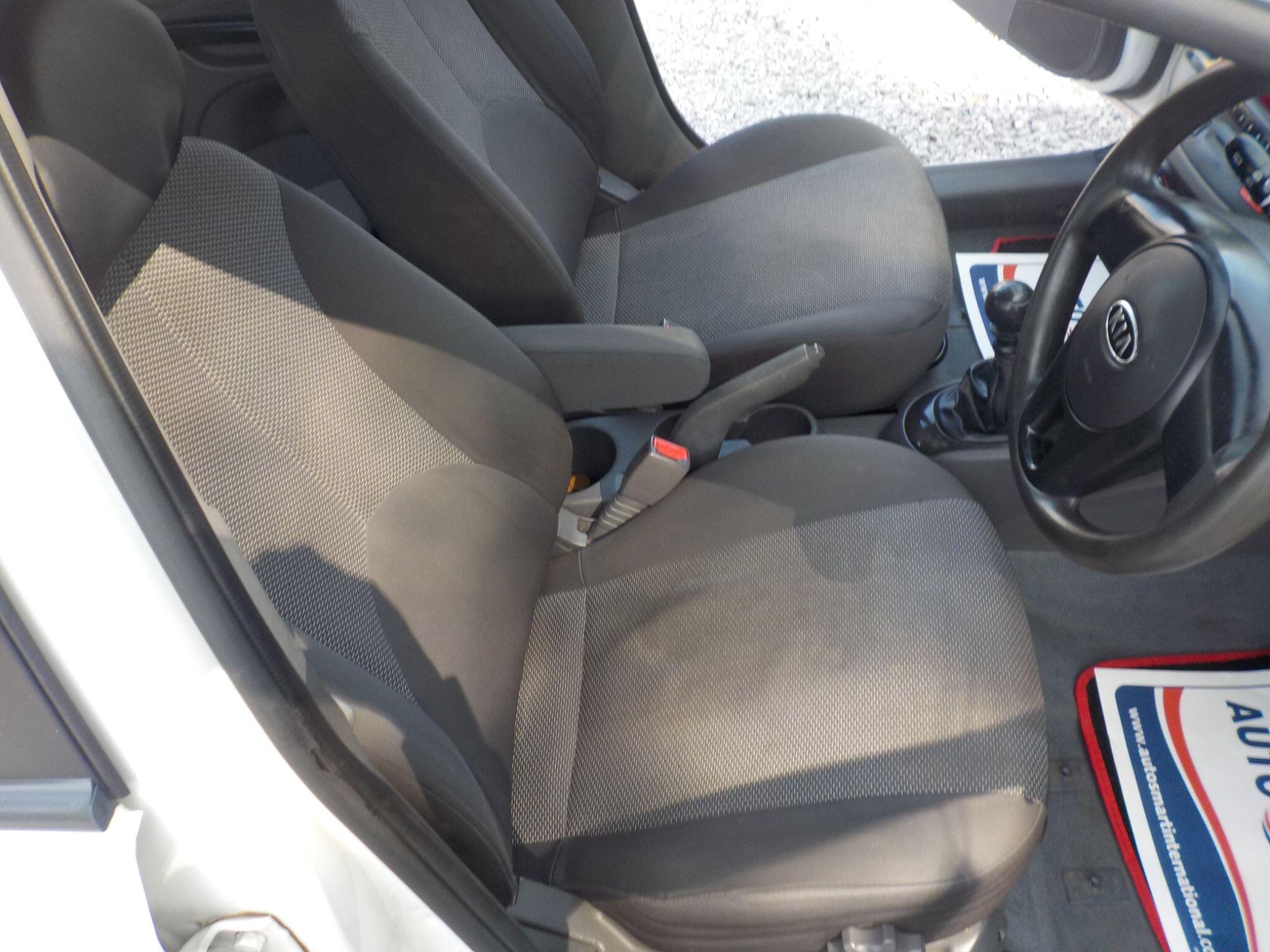 Kia Rio 1.5 CRDi Domino 5dr