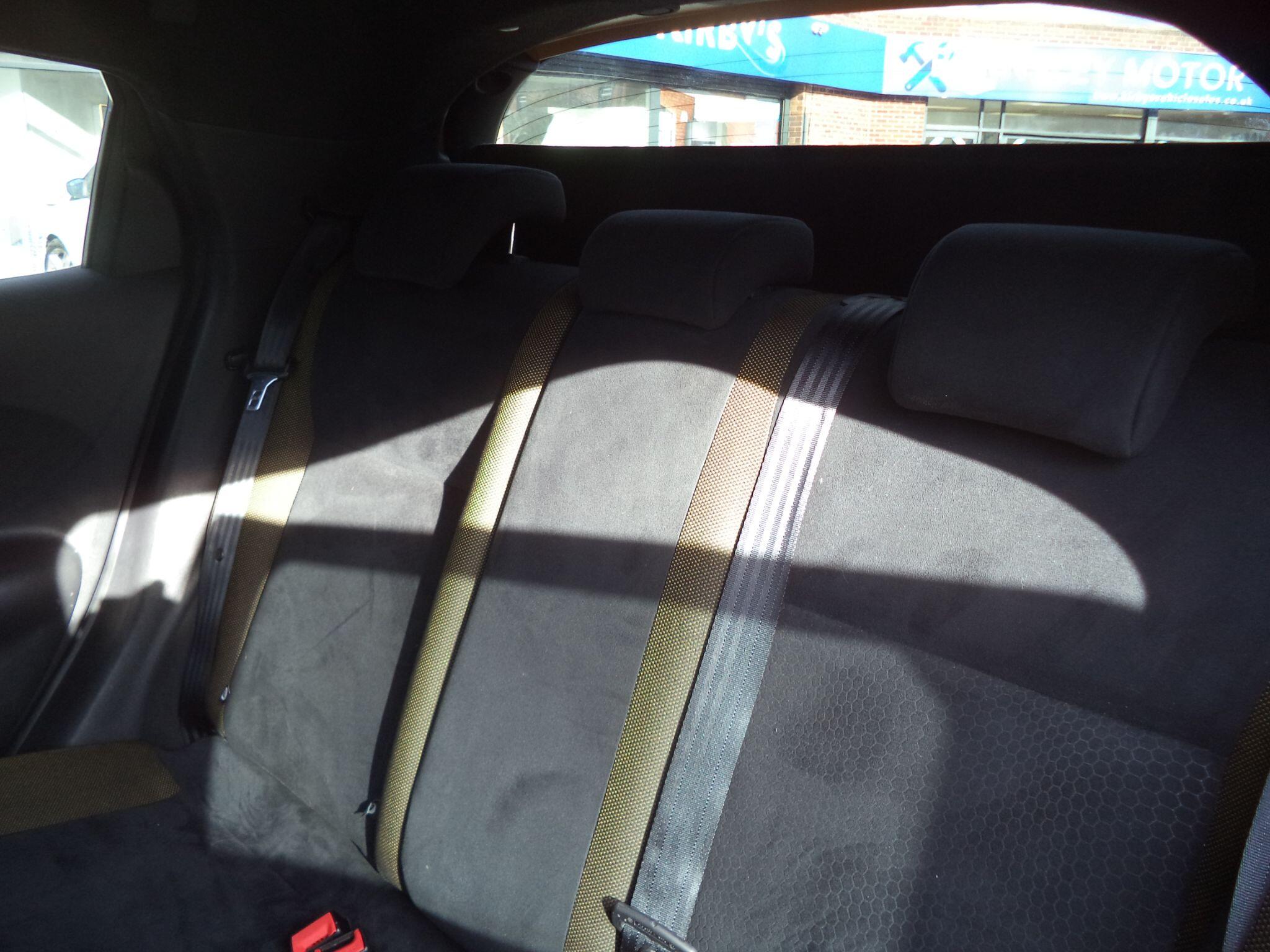 Nissan Juke view 38