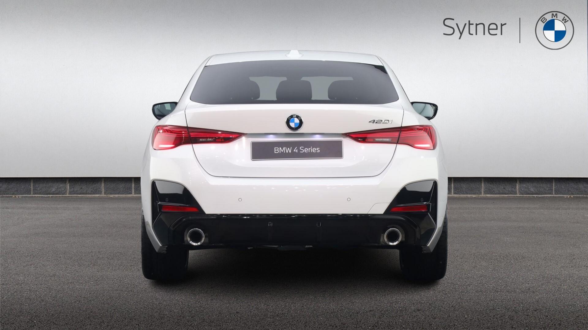 BMW 4 Series view 15