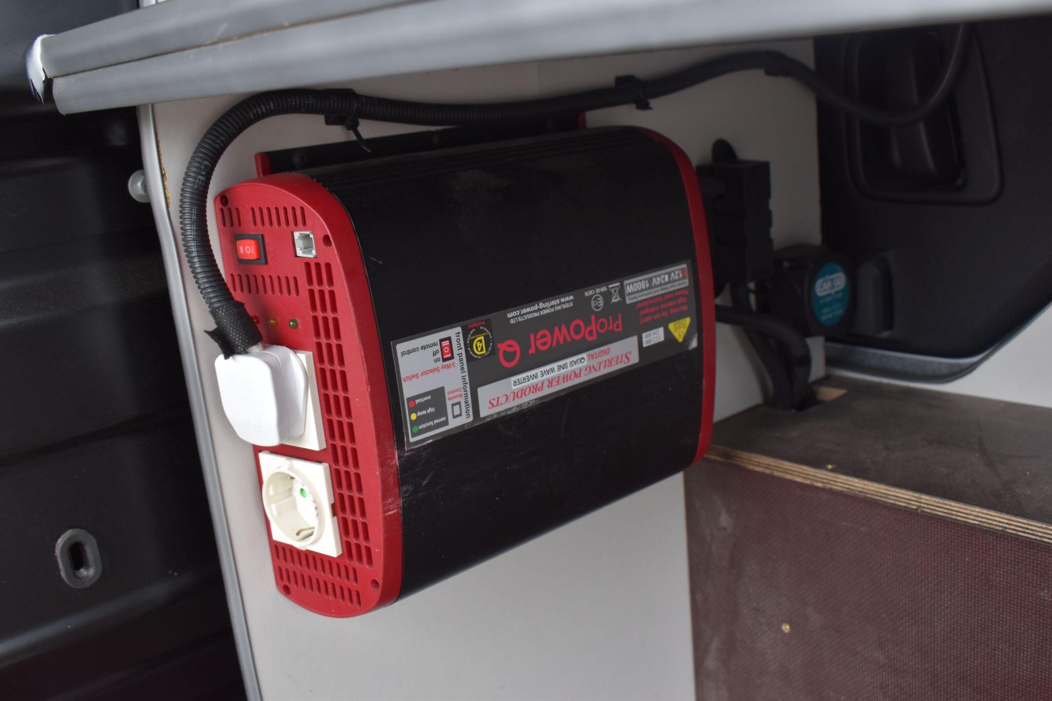 Expert - 2.0 BlueHDi 1400 Professional Premium Standard Panel Van MWB Euro 6 (s/s) 6dr - Image 7