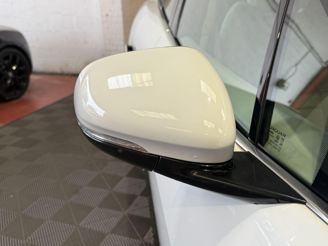 Jaguar I-Pace view 24
