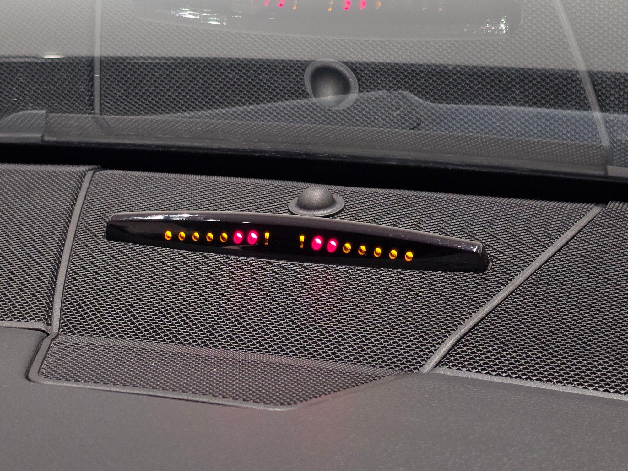 Mercedes-Benz E-Class view 41