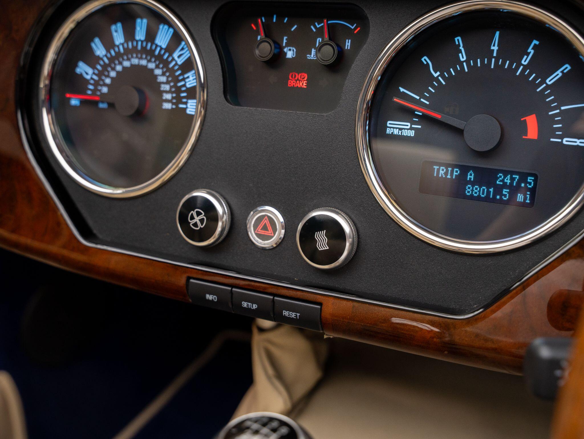 Morgan Roadster view 24